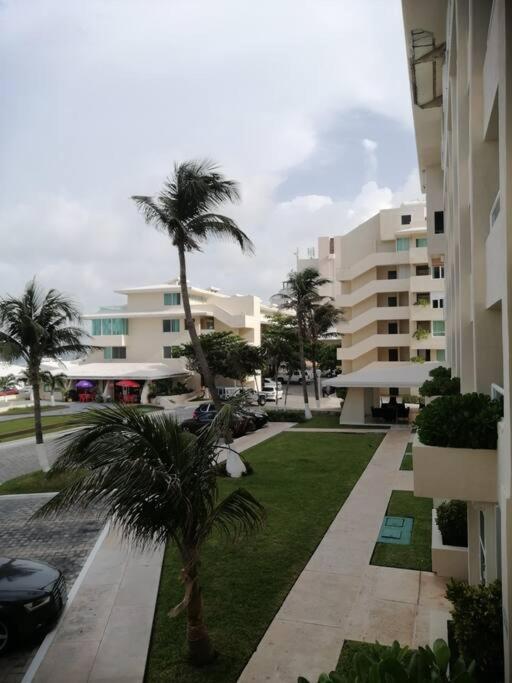 Confortable Depa En Condominio Frente Al Mar! 칸쿤 외부 사진